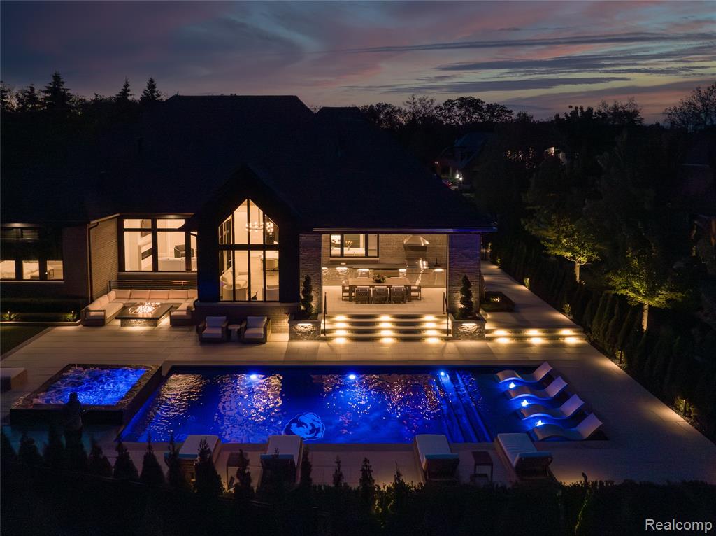 4592 Pinnacle Boulevard, Rochester, MI, 48306