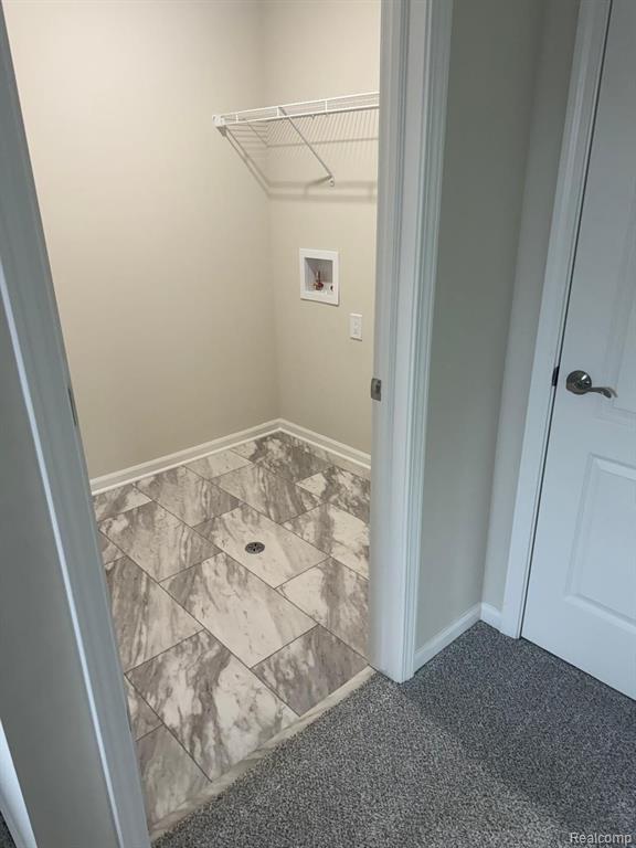 627 ADDISON Circle, Walled Lake, MI 48390 — Photo 15