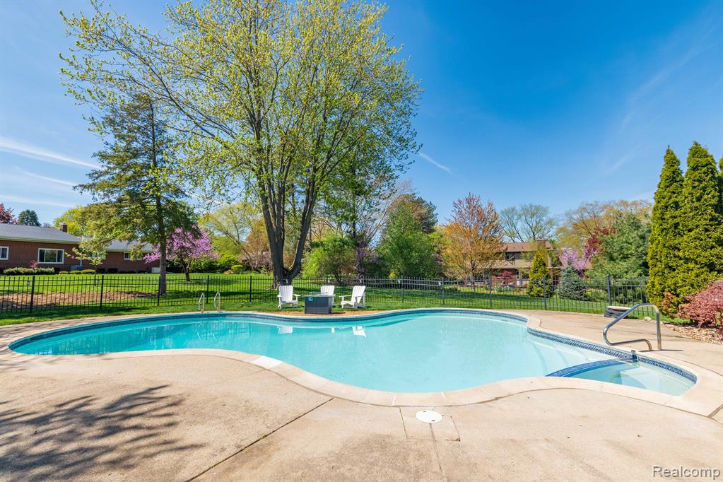 46682 Danbridge Court, Plymouth, MI 48170 — Photo 40
