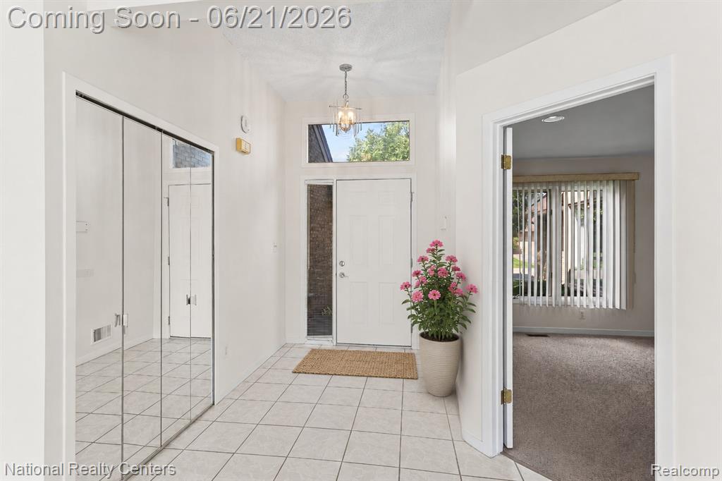 6153 Westbrooke Drive, West Bloomfield, MI — Photo 5