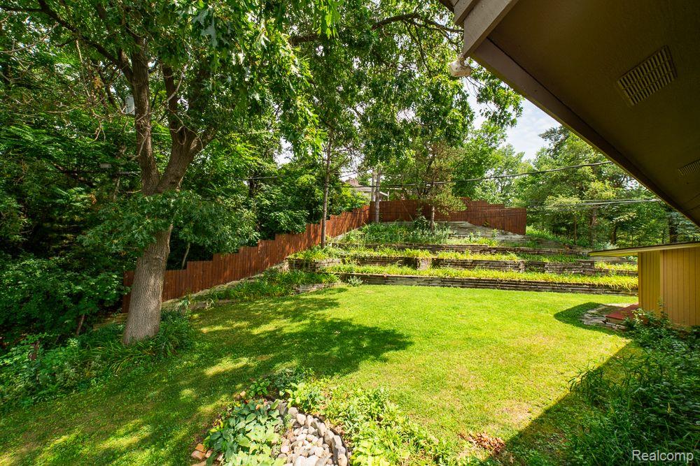 6576 Balmoral Terrace, Clarkston, MI — Photo 42