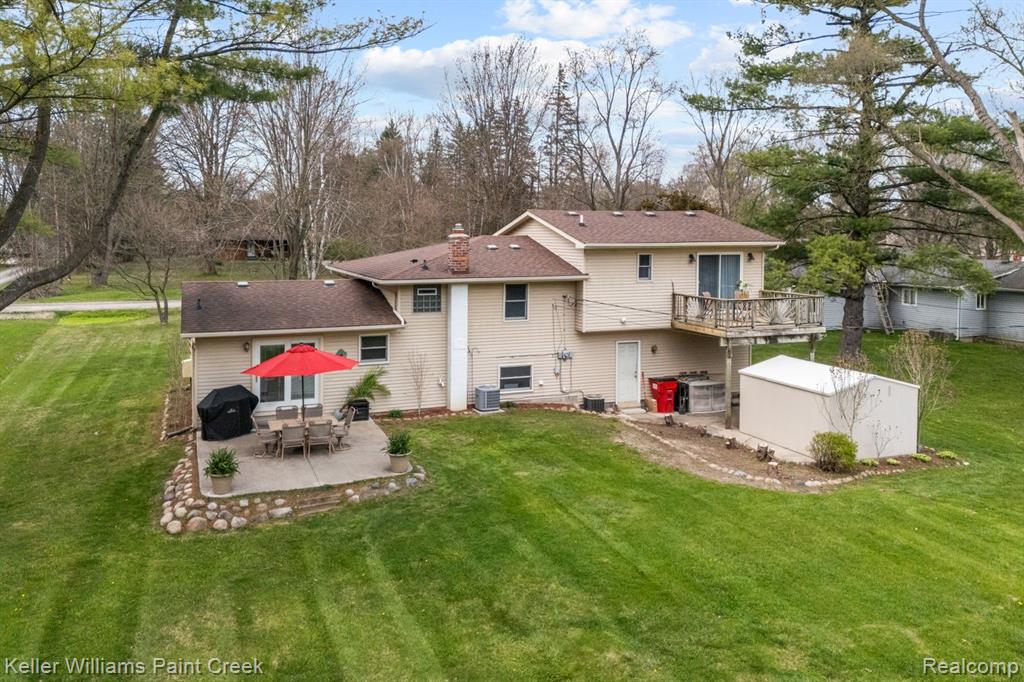 7466 LINDRATH, Washington, MI — Photo 24