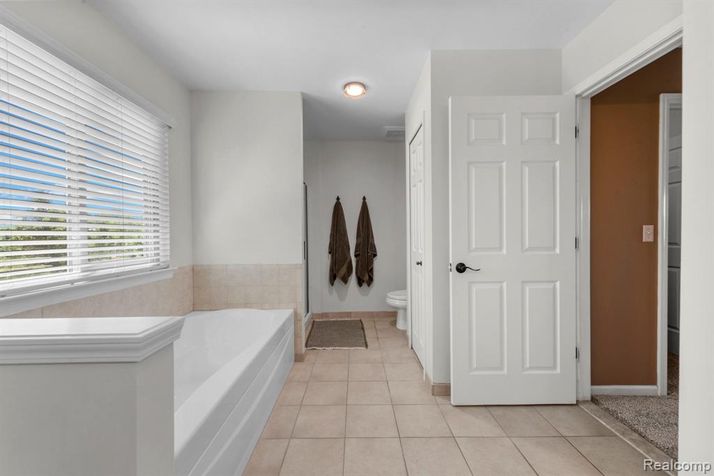 981 Coventry Court, Oxford, MI 48371 — Photo 48