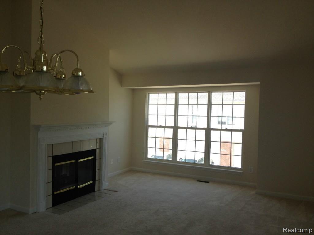 44316 LAKEPOINTE, Sterling Heights, MI 48313 — Photo 3