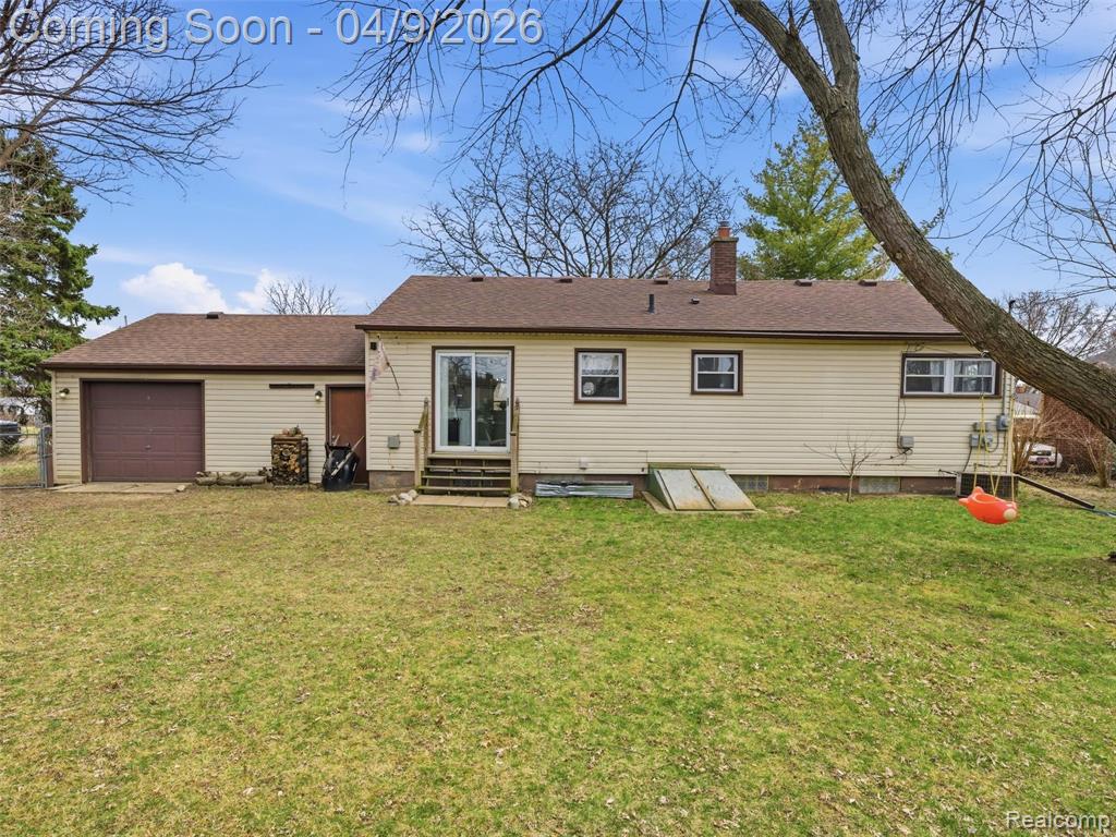 23151 Schroeder Avenue, Eastpointe, MI 48021 — Photo 32