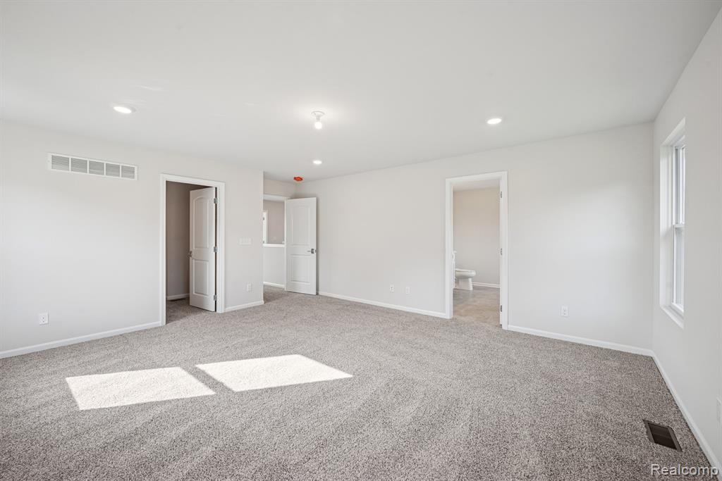 27107 Gallop Way, Saline, MI 48176 — Photo 15