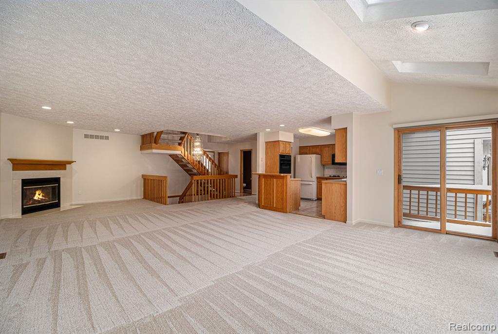 4946 Scenic Pines Court, Clarkston, MI — Photo 3