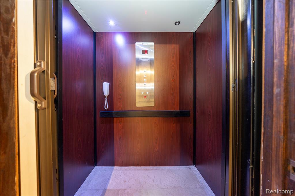 42183 Kouza Court, Belleville, MI, 48111