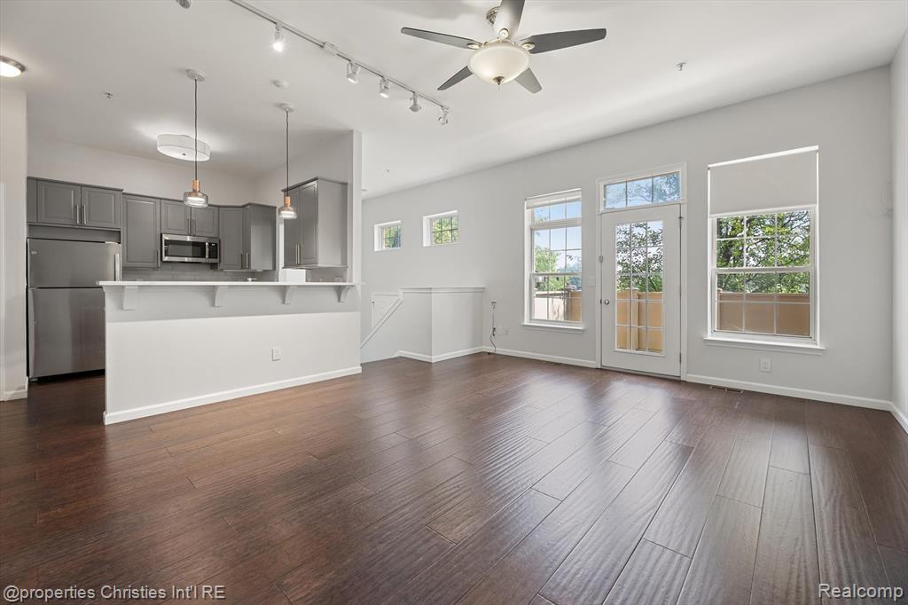 39771 ROCKCREST Circle, Northville, MI — Photo 10