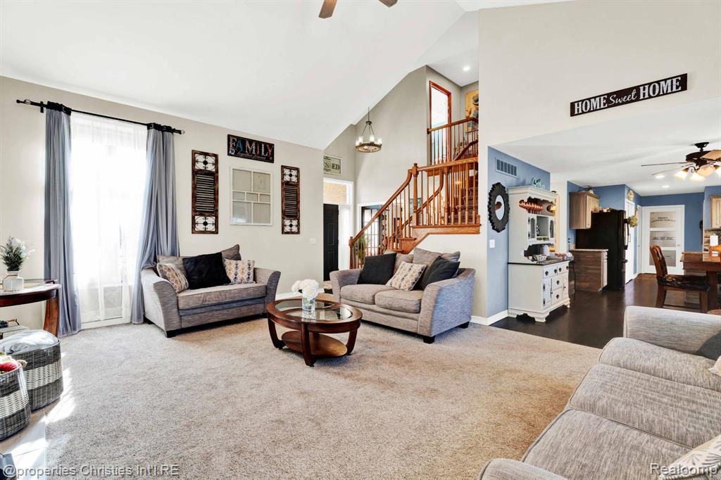 8410 S Shore Drive, Clarkston, MI 48348 — Photo 8