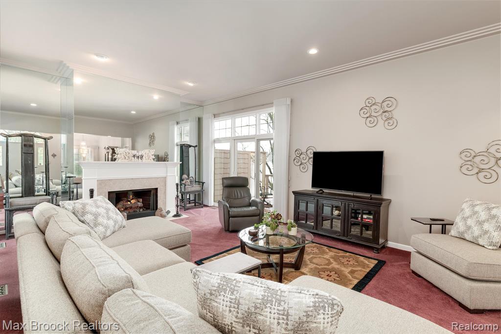 684 Deauville Lane, Bloomfield Hills, MI 48304 — Photo 7