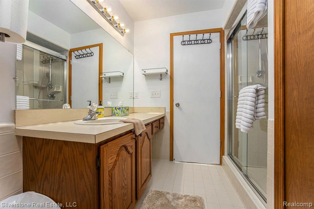 48830 WINDMILL Circle W, Macomb, MI 48044 — Photo 20