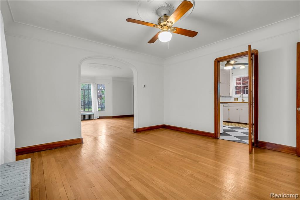 5253 GRAYTON Street, Detroit, MI 48224 — Photo 49