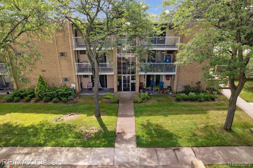 4905 CROOKS Road, A11, Royal Oak, MI 48073 — Photo 39