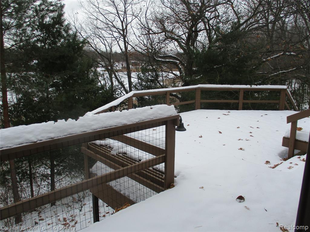 9102 Lake Crest Drive, Whitmore Lake, MI 48189 — Photo 16
