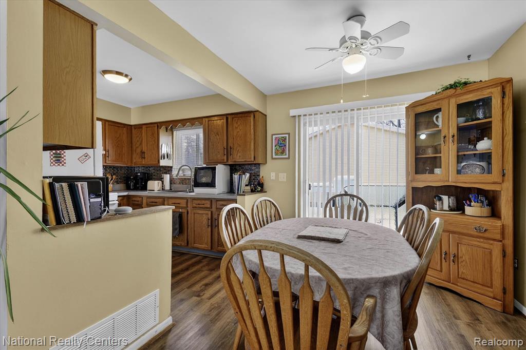 4315 Gale Drive, Howell, MI 48843 — Photo 11