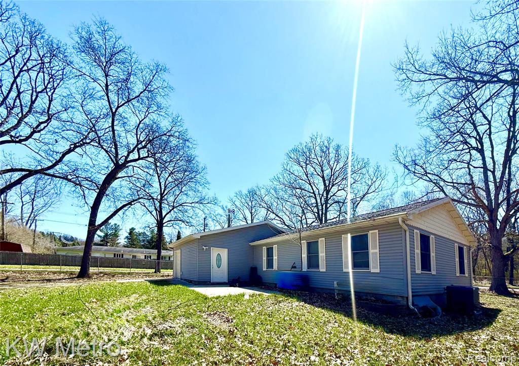 1730 INDIAN Road, Lapeer, MI 48446 — Photo 5