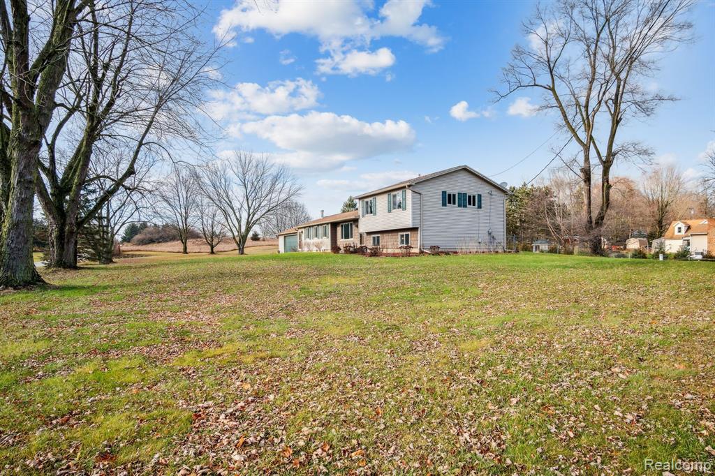 5236 PRATT Road, Lapeer, MI 48446 — Photo 31