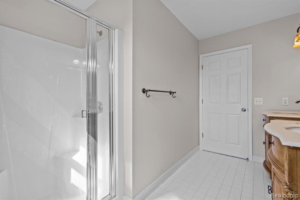 43441 BARCLAY Way, Canton, MI 48188 — Photo 16