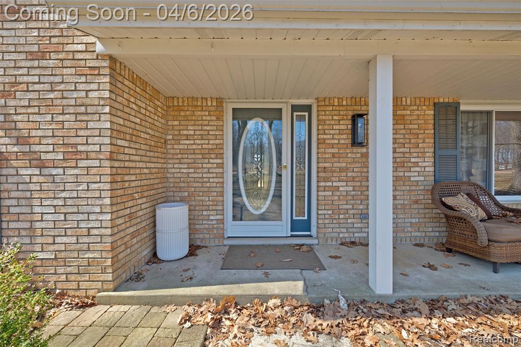 6332 Laura Lane, Flint, MI 48507 — Photo 2