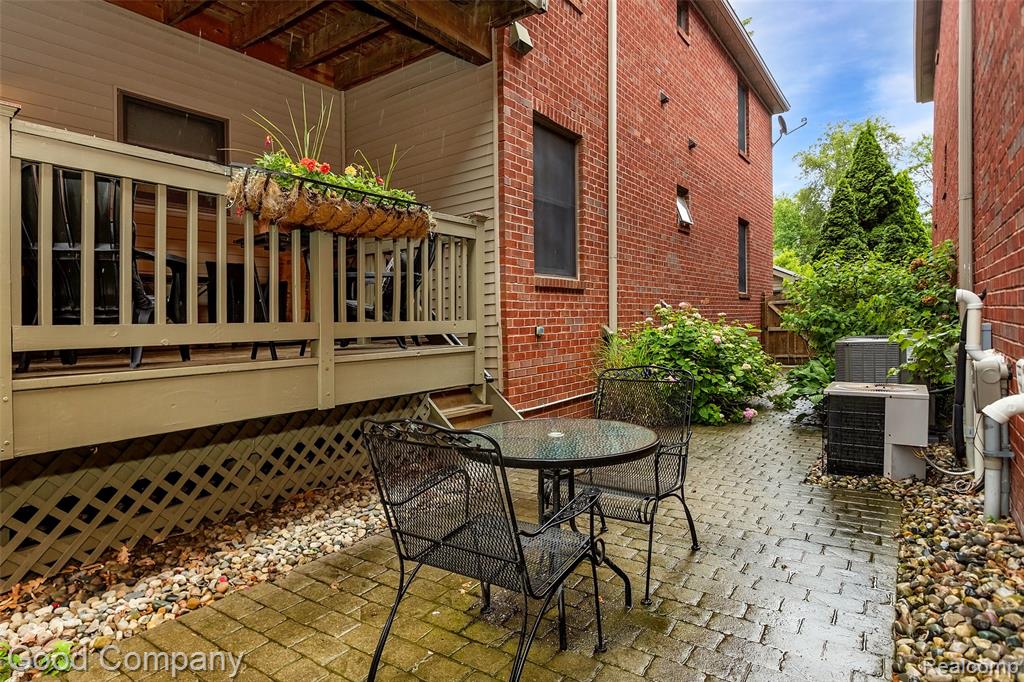 605 S Troy Street, Royal Oak, MI 48067 — Photo 34