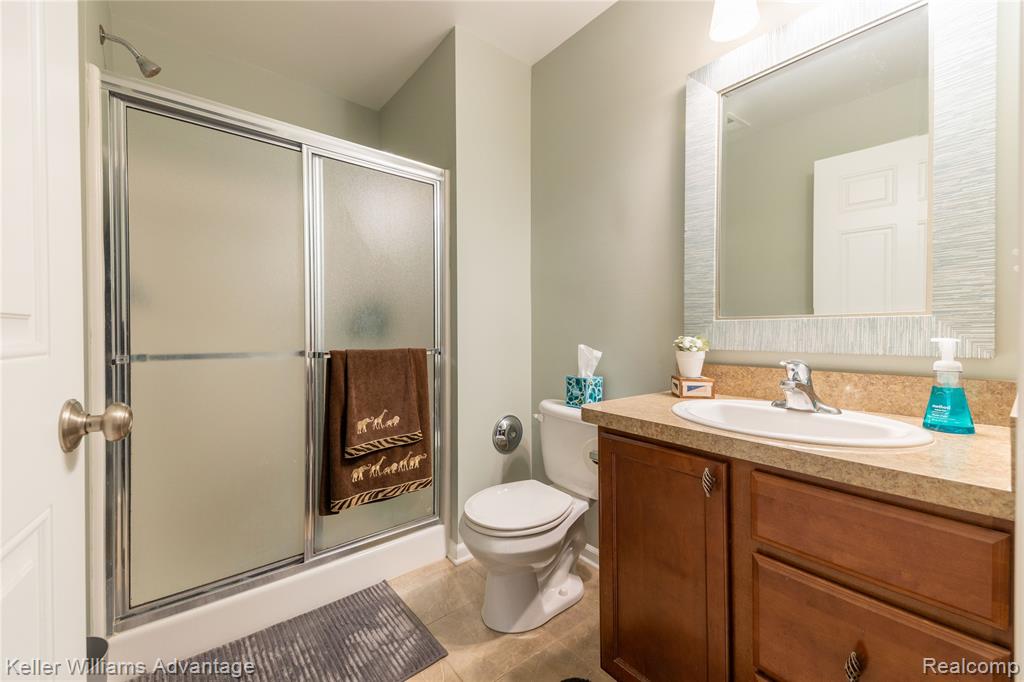 921 E Summerfield Glen Circle, Ann Arbor, MI 48103 — Photo 19