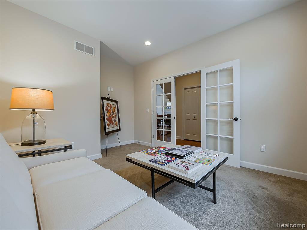 7212 Berry, West Bloomfield, MI — Photo 27