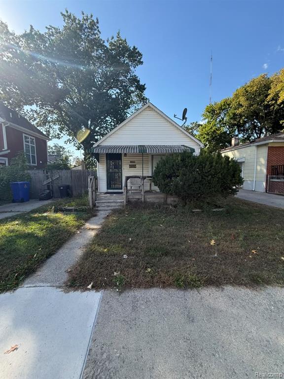 21385 Garden Lane, Ferndale, MI 48220