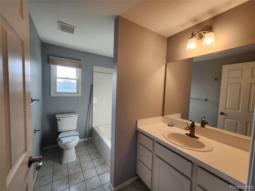 4773 Chipman Drive, Waterford, MI 48327 — Photo 18