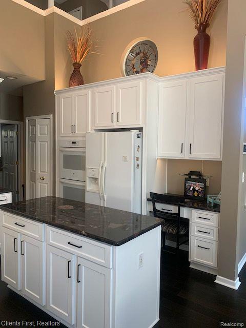 41473 TWAIN, Novi, MI 48377 — Photo 10