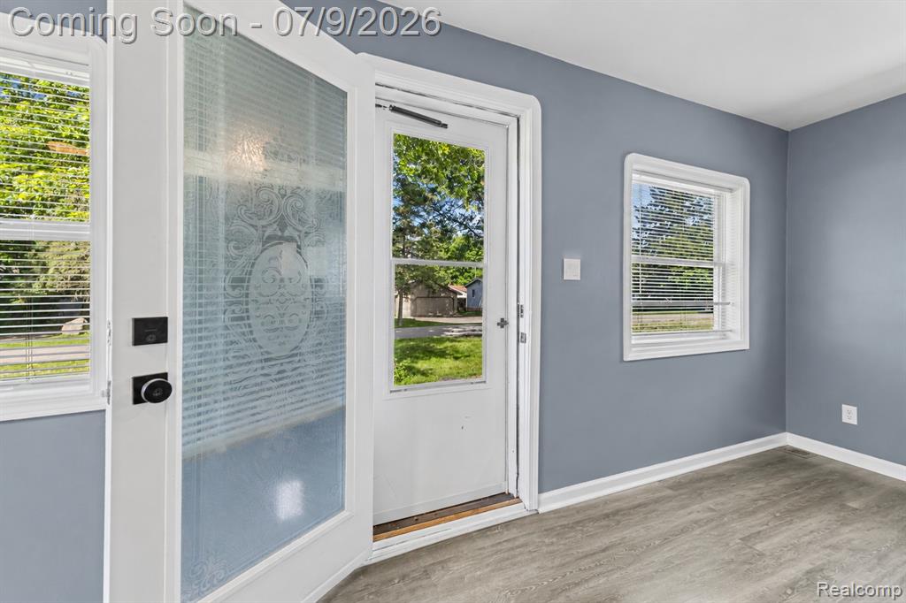 4694 Lakeborn Drive, White Lake, MI 48383 — Photo 14