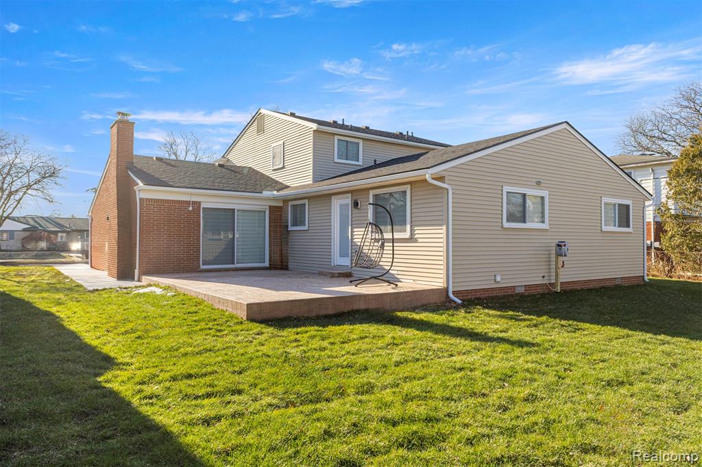 27020 Havelock Drive, Dearborn Heights, MI 48127 — Photo 61