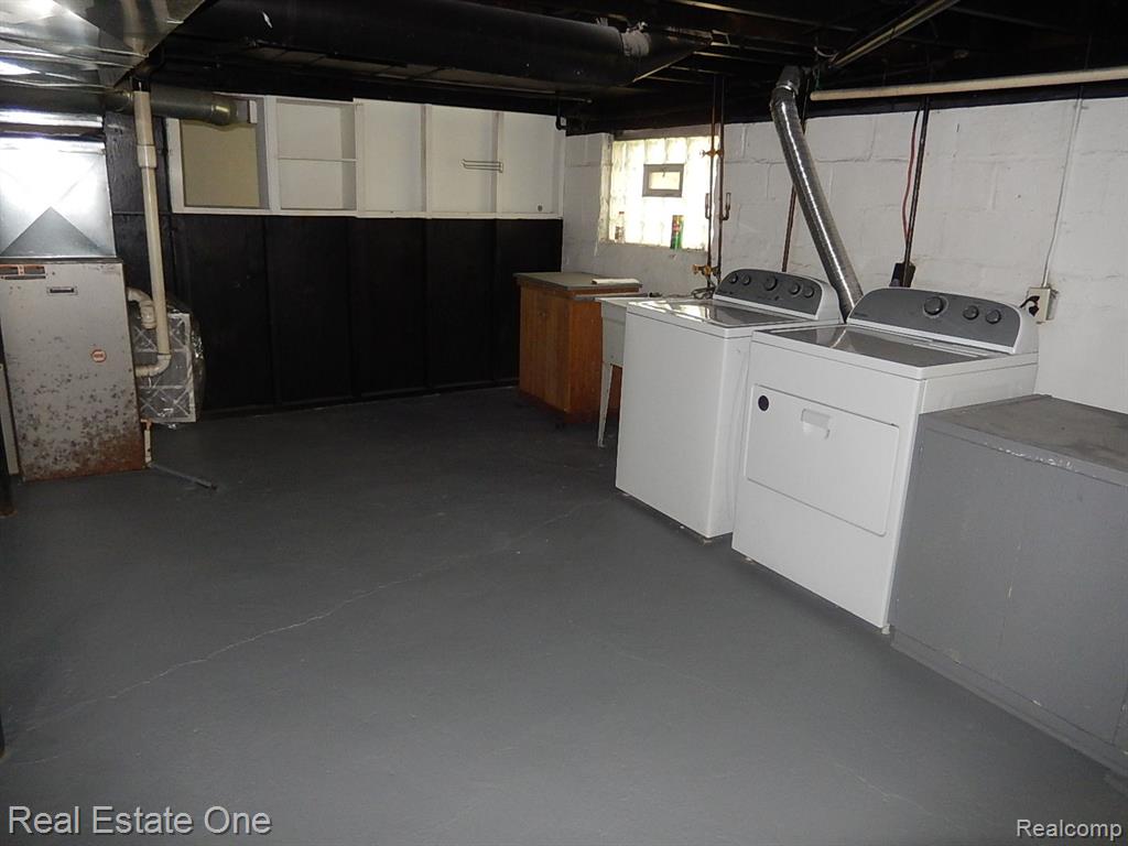 7060 ORCHARD Avenue, Warren, MI 48091 — Photo 21