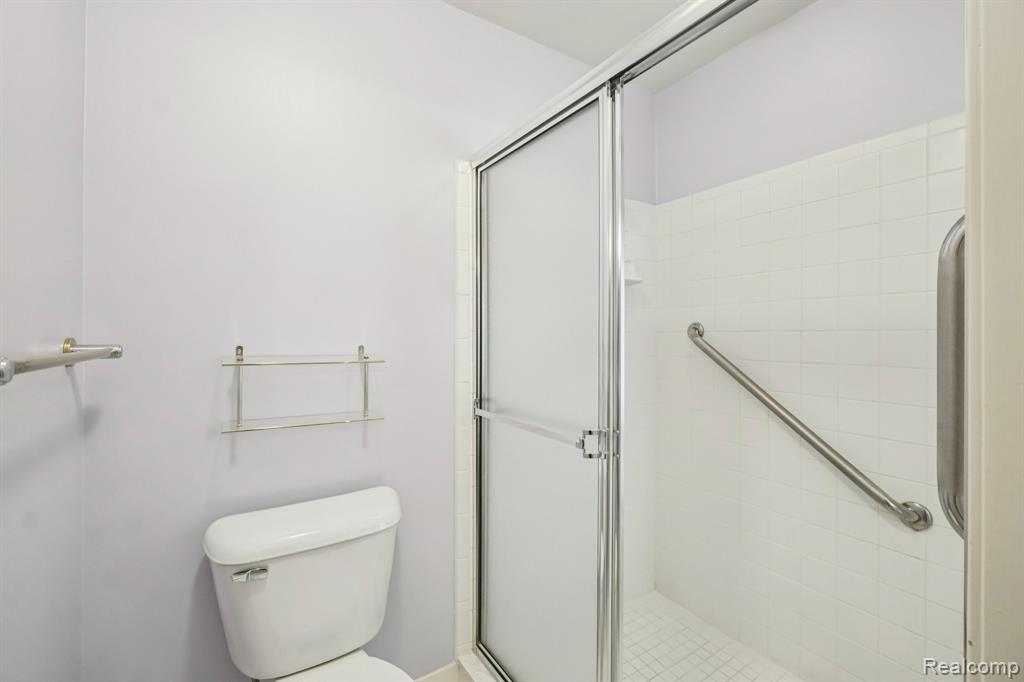 43573 E Perignon Drive N, Sterling Heights, MI 48314 — Photo 42