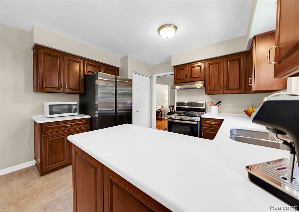 4180 Allegheny Drive, Troy, MI 48085 — Photo 20