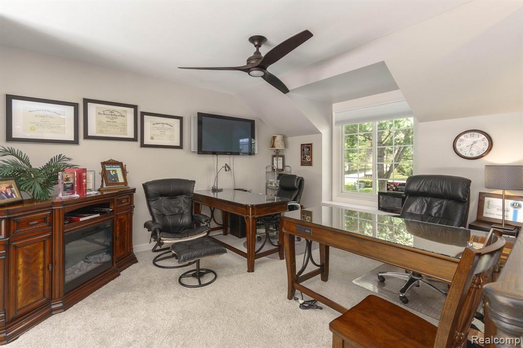 4425 ISLAND VIEW Drive, Waterford, MI 48328 — Photo 47