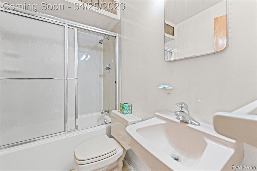 7901 Roosevelt Street, Taylor, MI 48180 — Photo 16