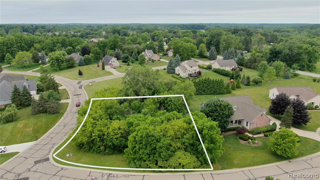 13042 KEWEENAW Court, Linden, MI 48451