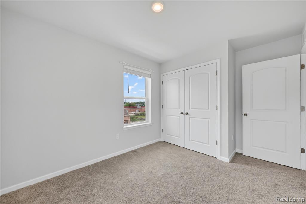 4876 E Ludlow Lane, Troy, MI 48085 — Photo 30