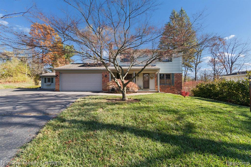 5621 Eastman Boulevard, West Bloomfield, MI 48323 — Photo 3