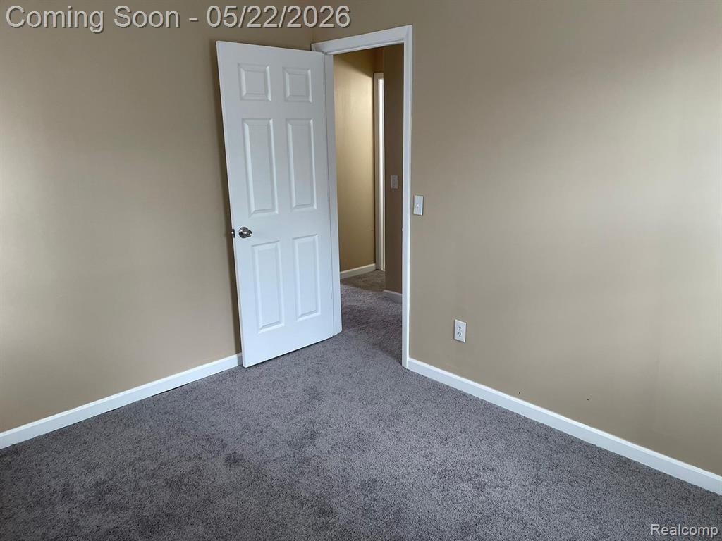 9160 Winthrop Street, Detroit, MI 48228 — Photo 6