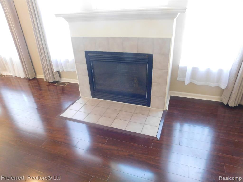43124 PROVIDENCE Lane, Canton, MI 48188 — Photo 6