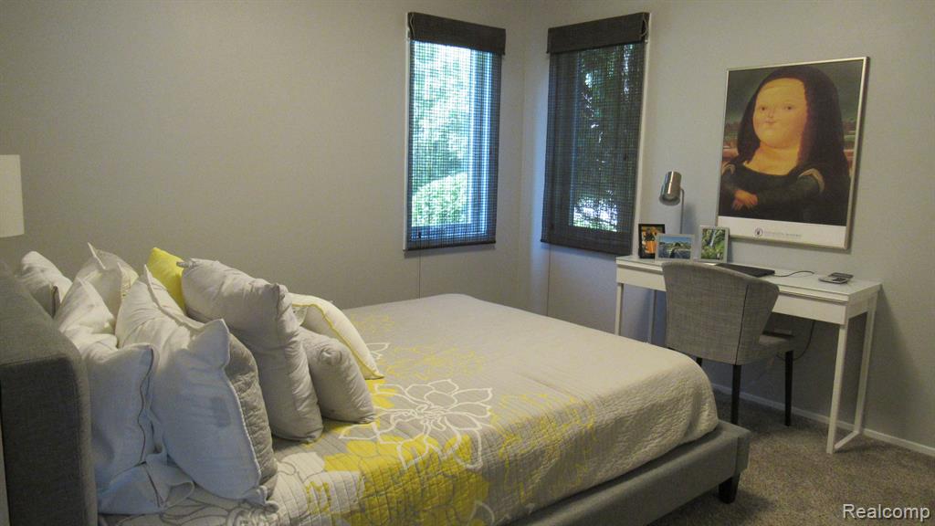 5039 LAGOONS Circle S, West Bloomfield, MI 48323 — Photo 27