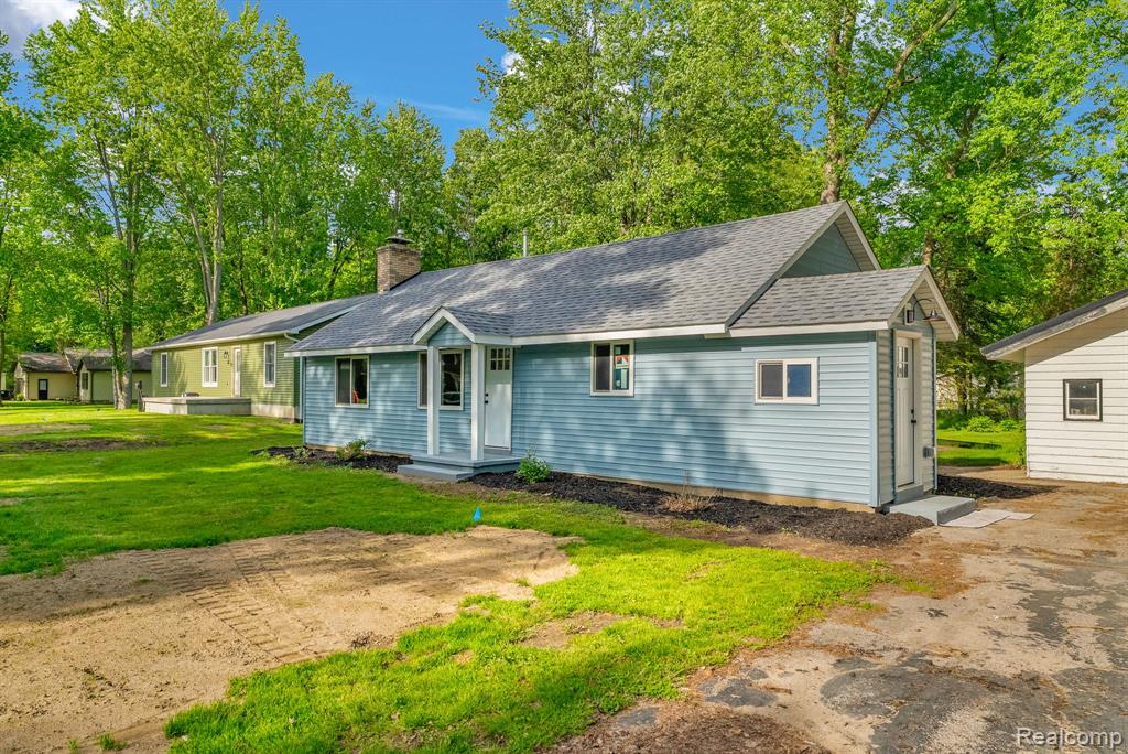 34 Pack Street, Croswell, MI 48422 — Photo 4