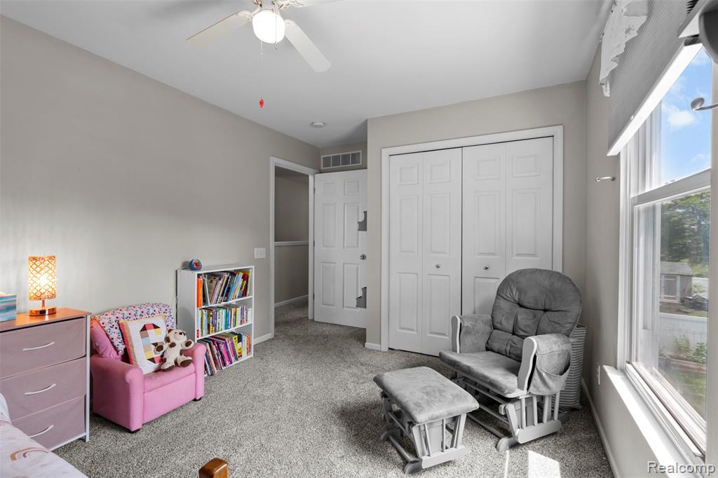 7168 Roxbury Drive, Ypsilanti, MI 48197 — Photo 15