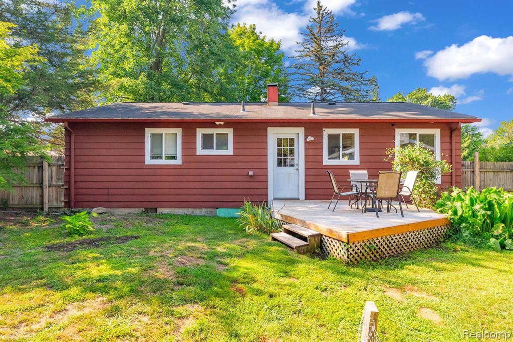 334 Fairfield Avenue, Holly, MI 48442 — Photo 26