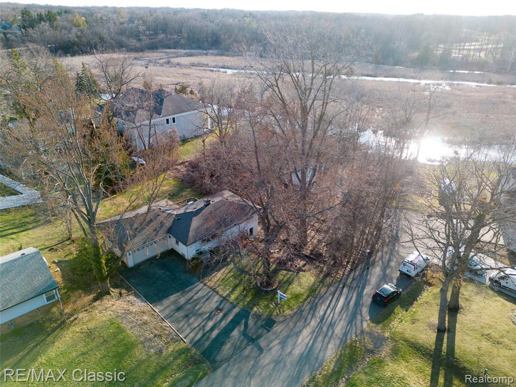 5155 Daron Lane, West Bloomfield, MI 48324 — Photo 33
