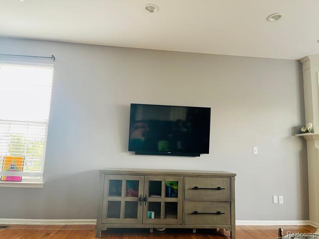 45322 Bartlett Drive, Novi, MI — Photo 7