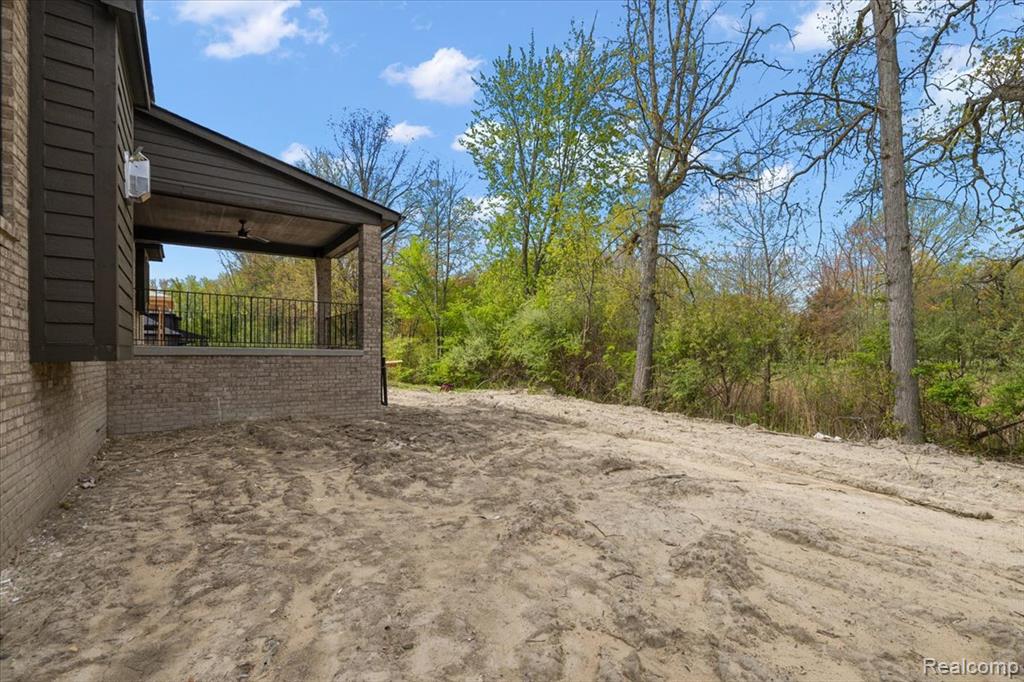 50419 Arcadia Drive, Macomb, MI 48042 — Photo 10