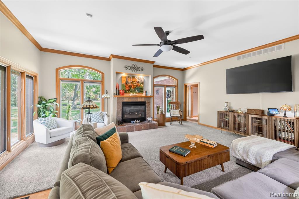 8454 Grays Drive, Grosse Ile, MI 48138 — Photo 18